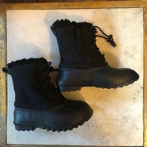 NWOT, Native Toddlers Black Winter Boots, Size 7.